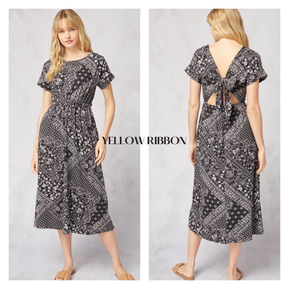 NEW  Floral Print Short Sleeve Cut Out Midi Dress in Black